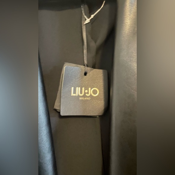 NWT - Fitted Black Liu Jo Blazer - Picture 4 of 9